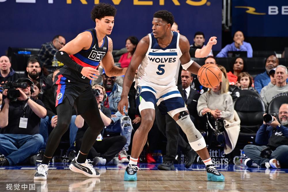 在本赛季发 在本赛季发